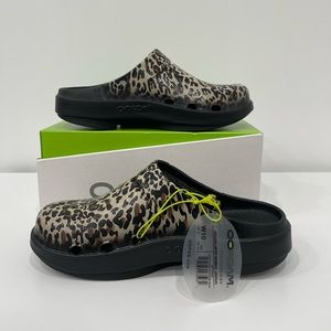 OOFOS Oocloog Comfort CLOGS Limited Edition Leopard Print Shoes Womens 10 Mens 8